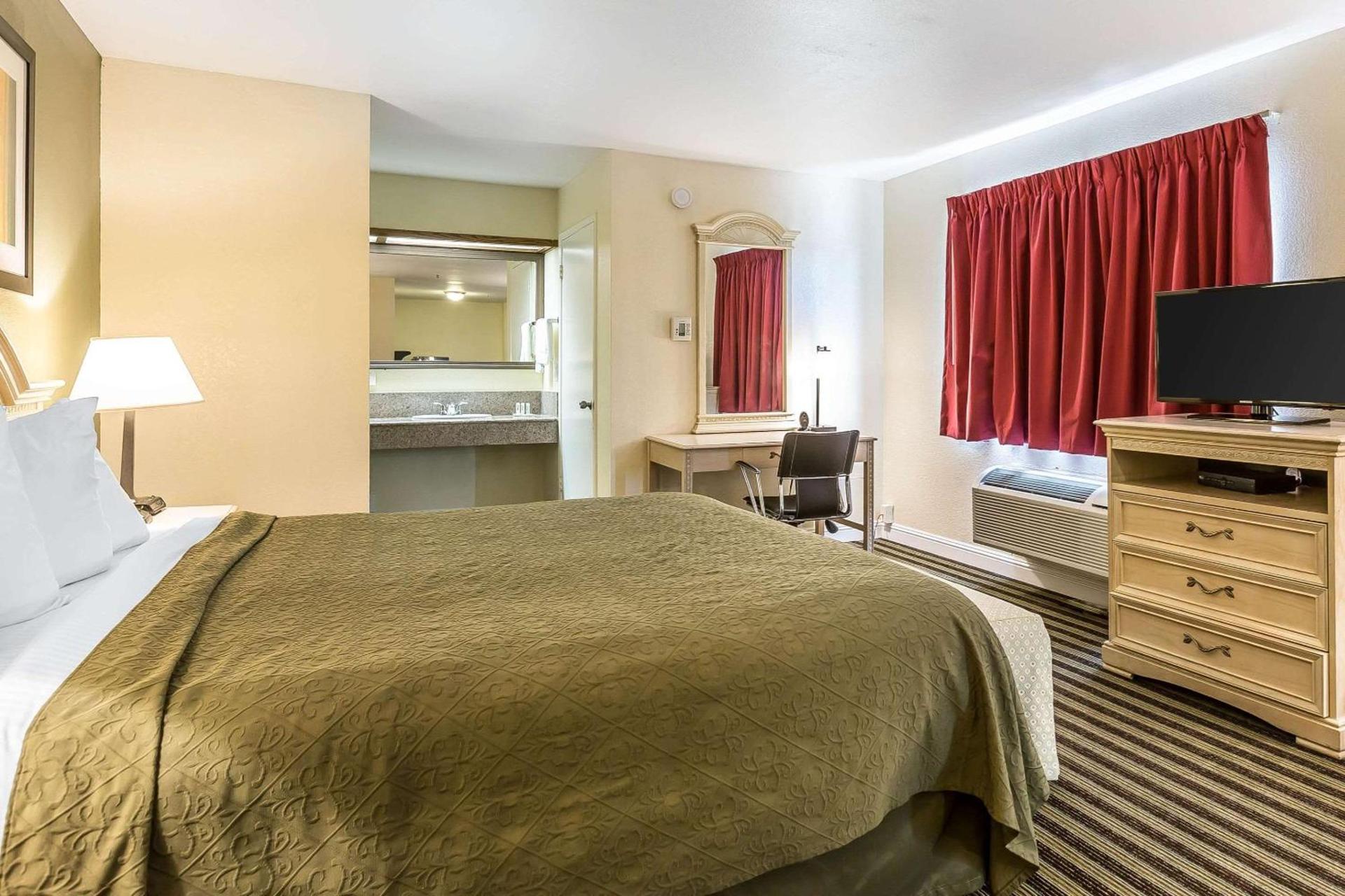 Quality Inn Salinas City Center Area photo 19