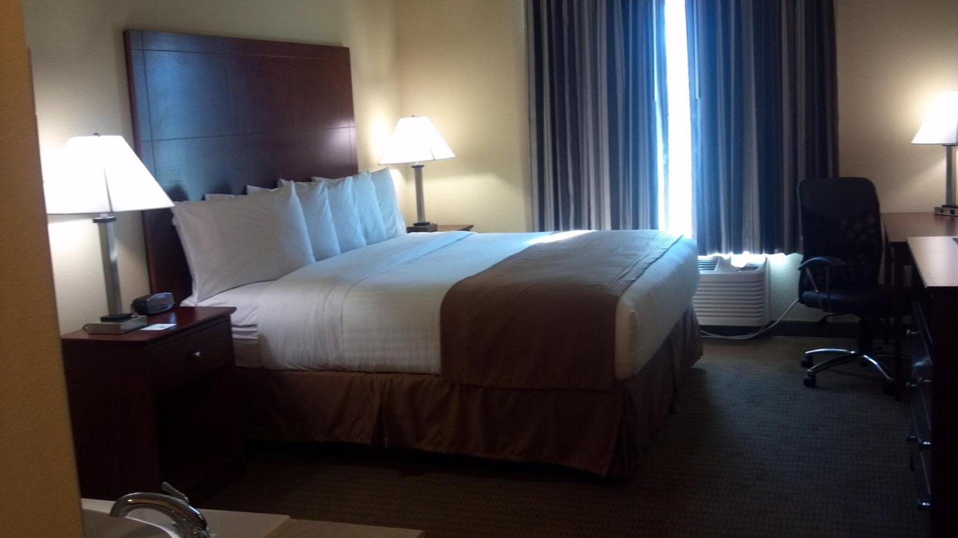 Cobblestone Hotel & Suites - Knoxville photo 14