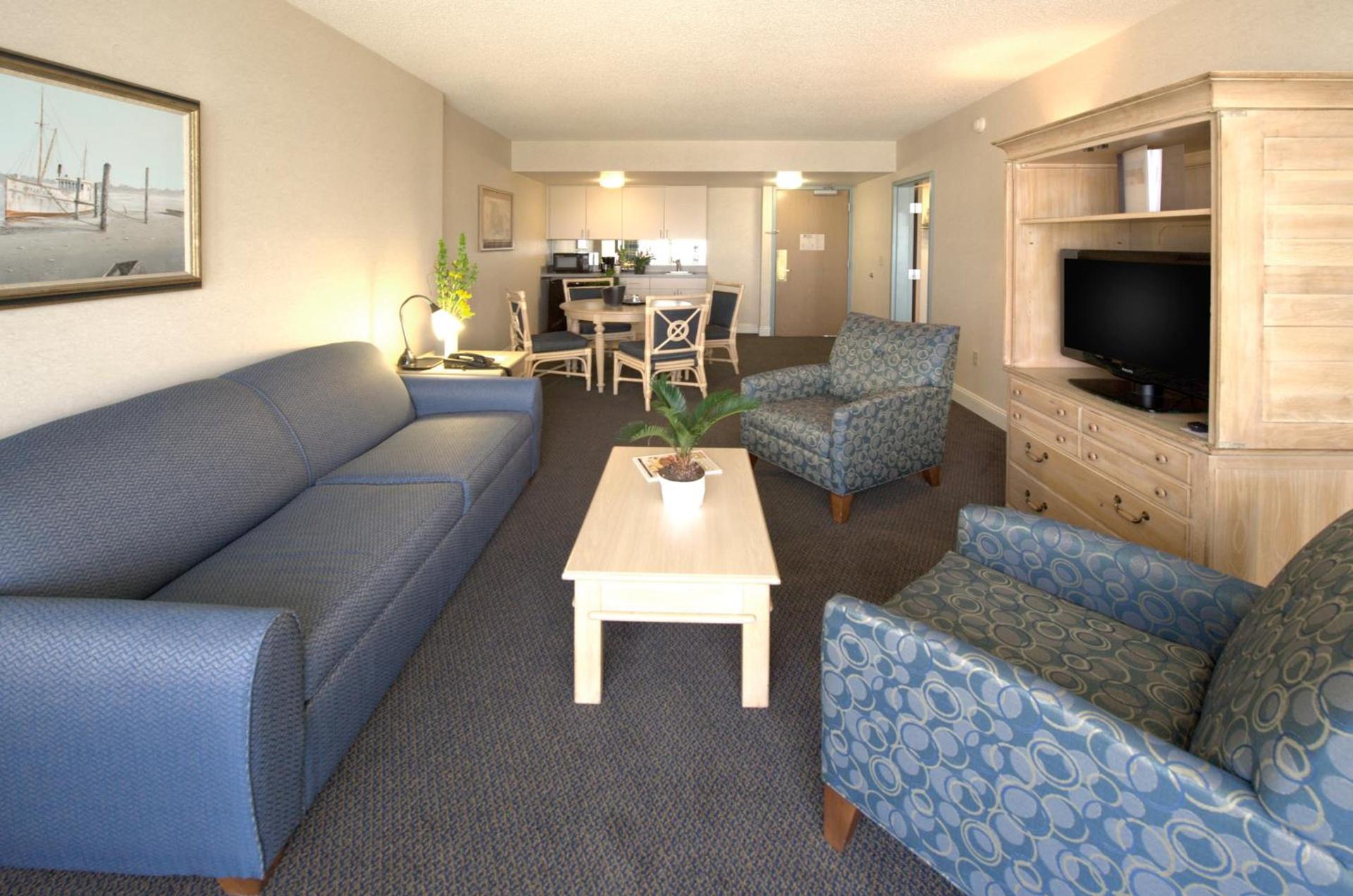 Wyndham Virginia Beach Oceanfront photo 61