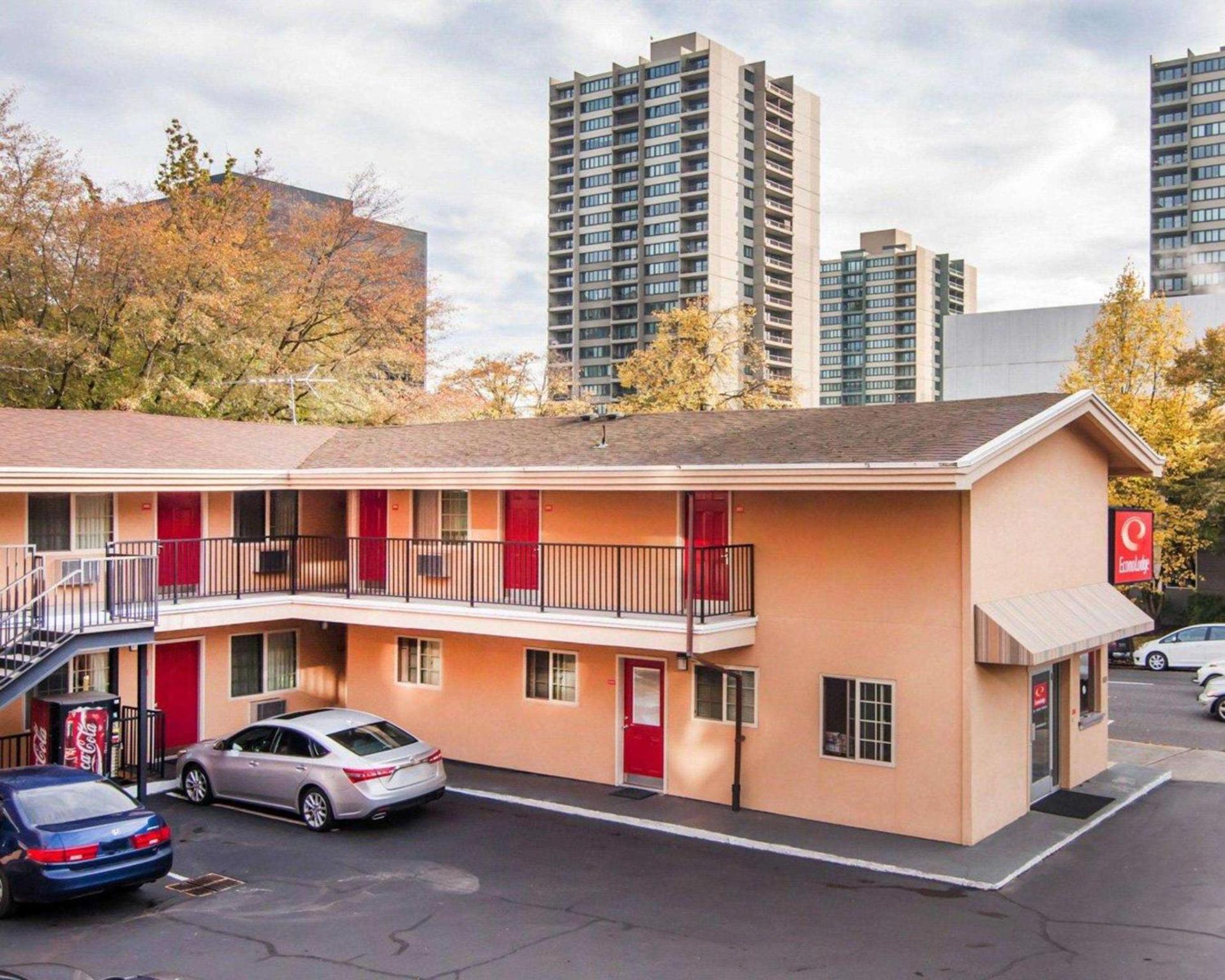 Econo Lodge Portland Downtown photo 14