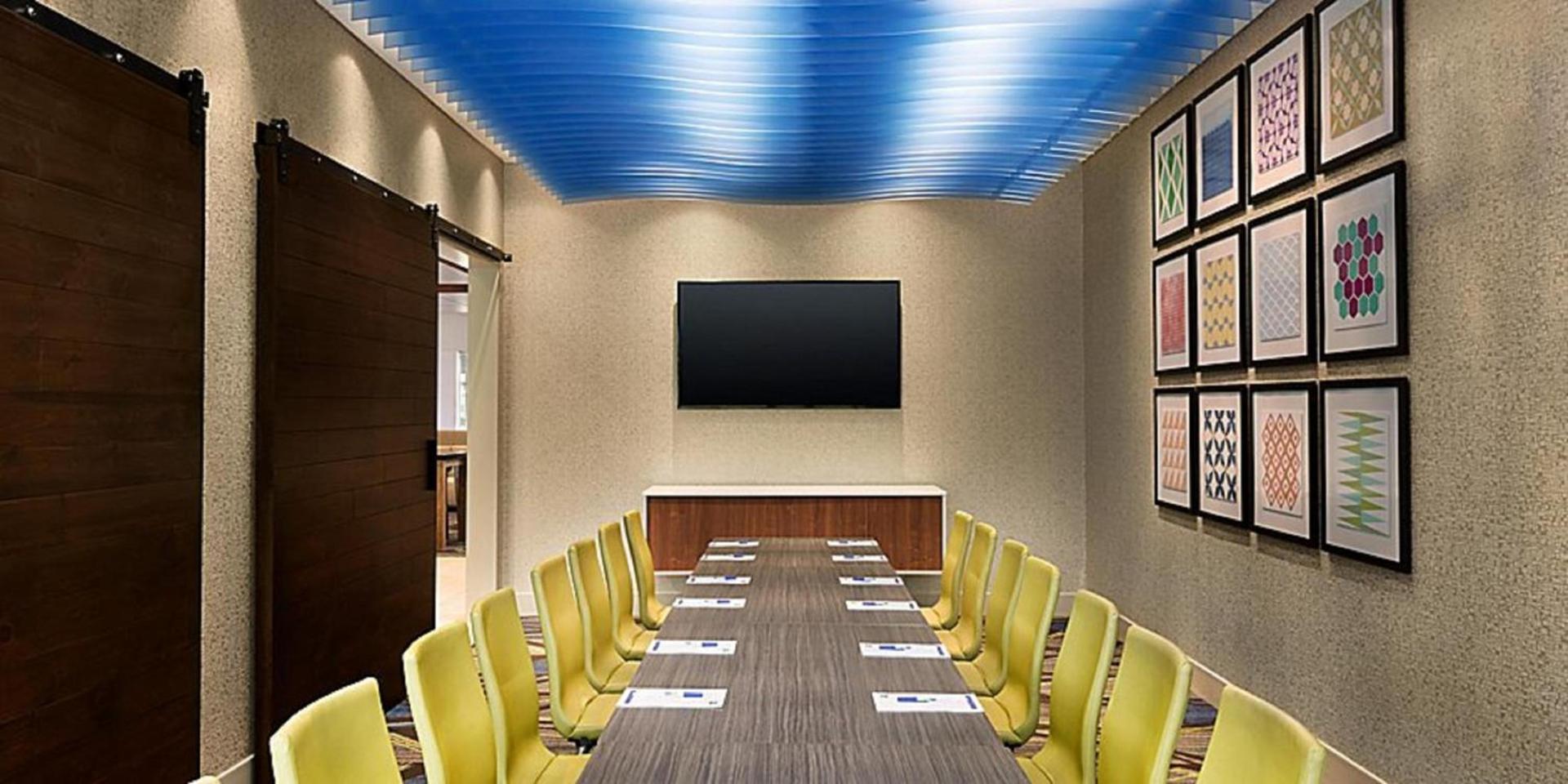 Holiday Inn Express & Suites - Savannah W - Chatham Parkway by IHG photo 12