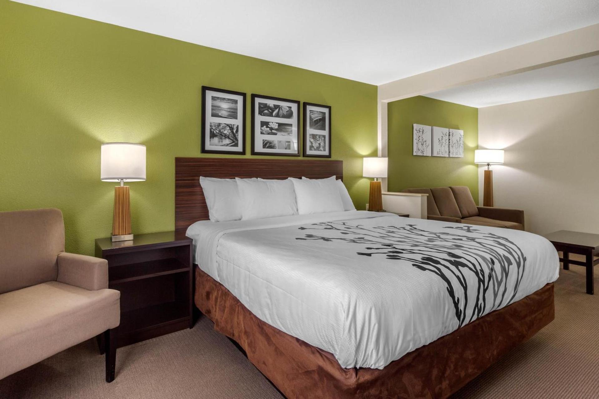 Sleep Inn & Suites Allendale photo 17