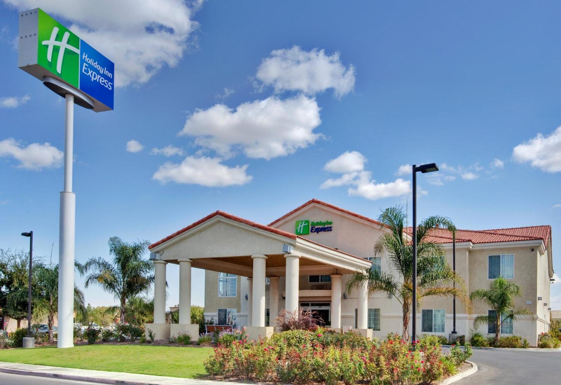 Holiday Inn Express Delano Highway 99 by IHG — hotel in Delano