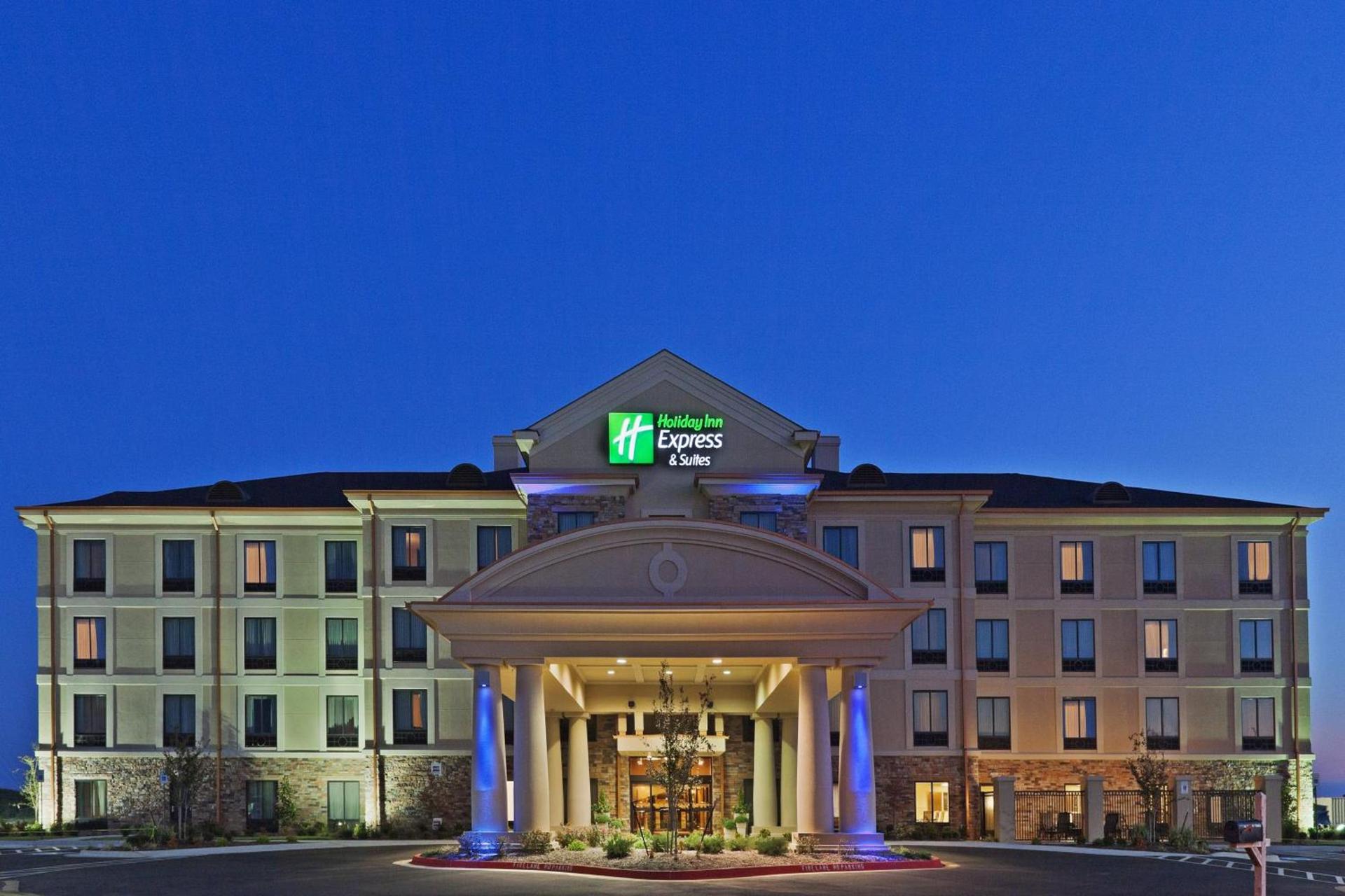 Holiday Inn Express & Suites Poteau by IHG — hotel in Poteau