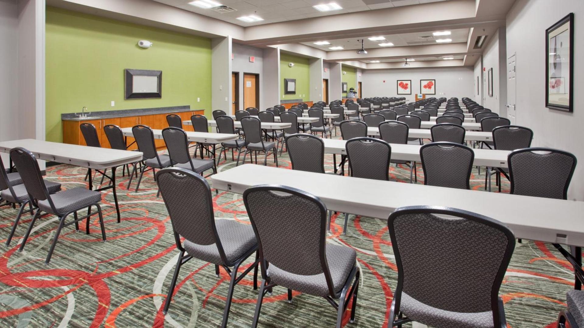 Holiday Inn Express Fremont by IHG photo 16