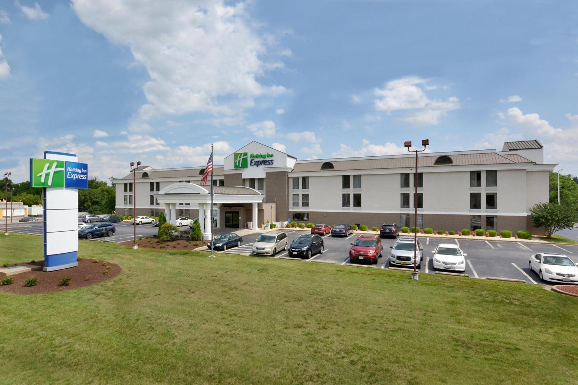Holiday Inn Express Danville by IHG photo 25