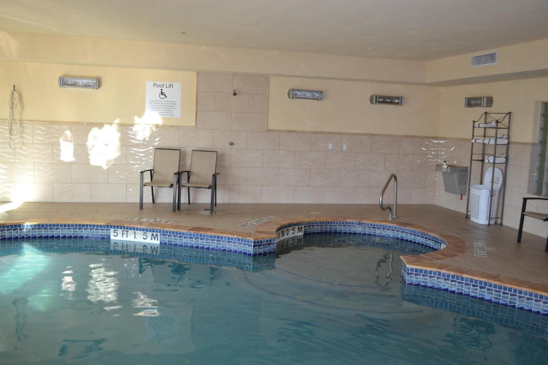Holiday Inn Express Hotel & Suites Gainesville by IHG photo 8