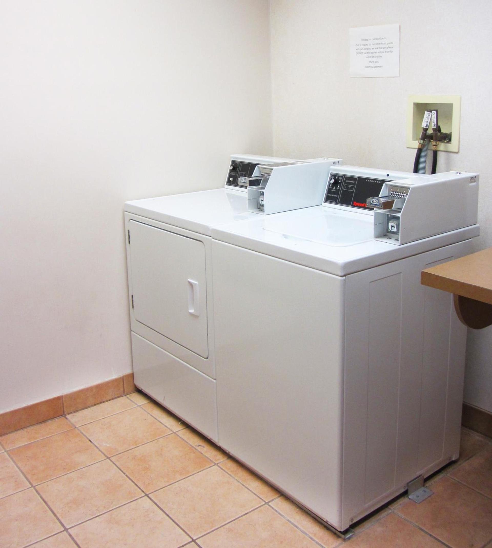 Holiday Inn Express Fairfield by IHG photo 7