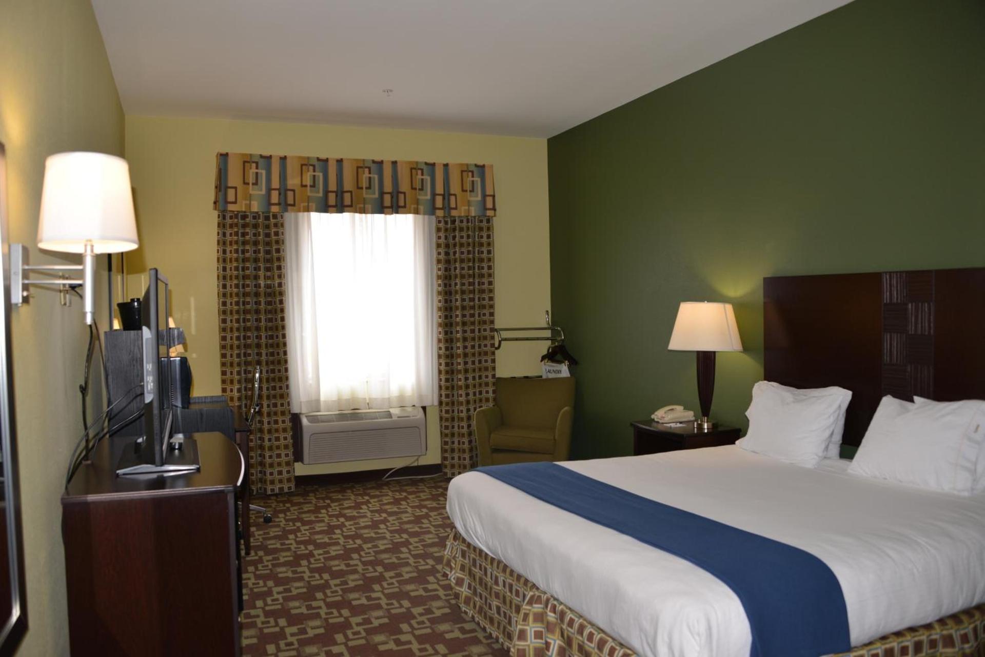 Holiday Inn Express Hotel & Suites Dumas by IHG photo 38