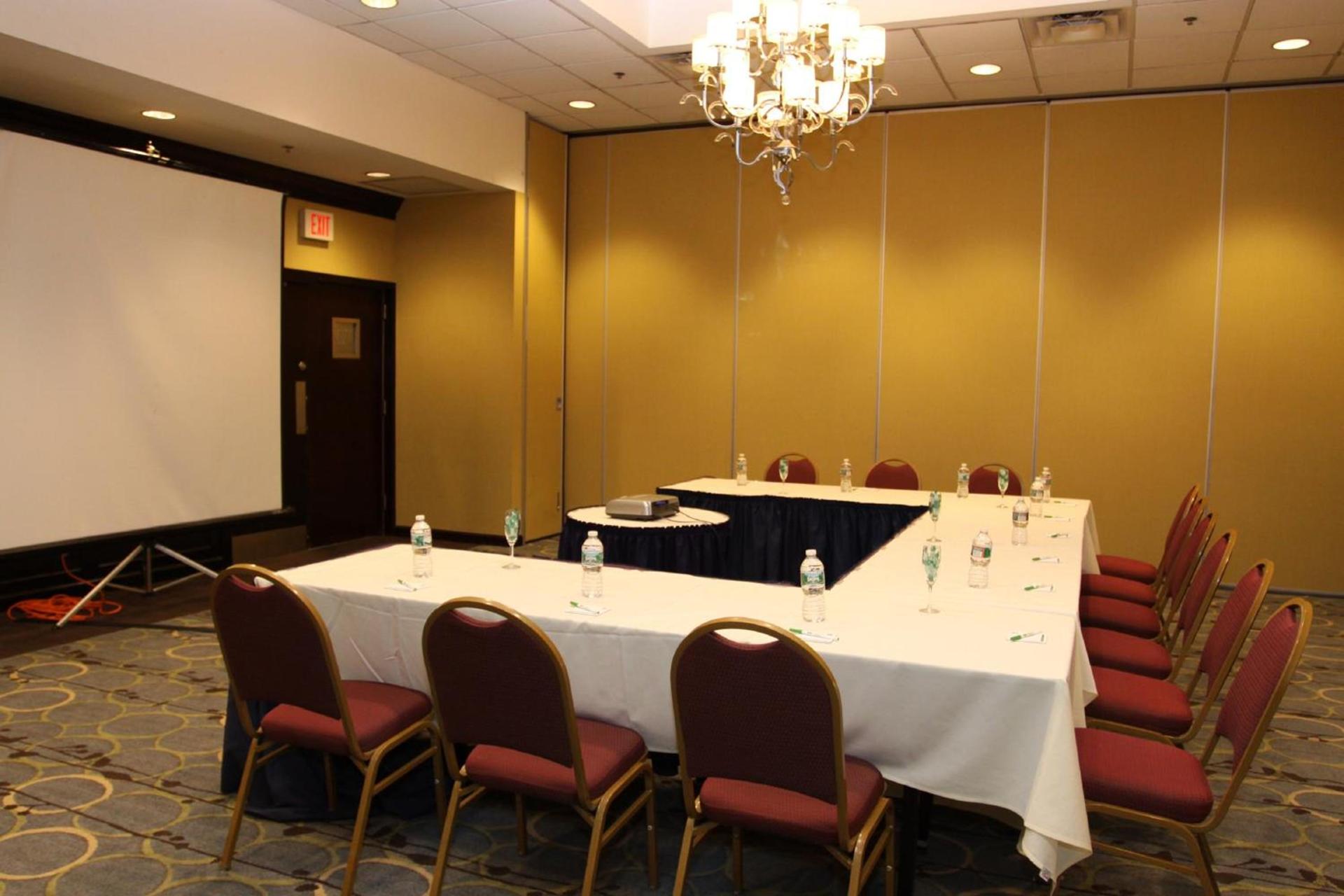 Holiday Inn Budd Lake - Rockaway Area by IHG photo 23