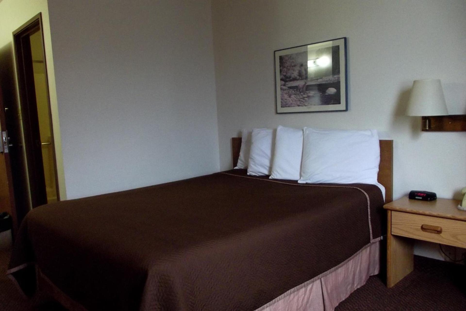 Travelodge by Wyndham Elko NV photo 20