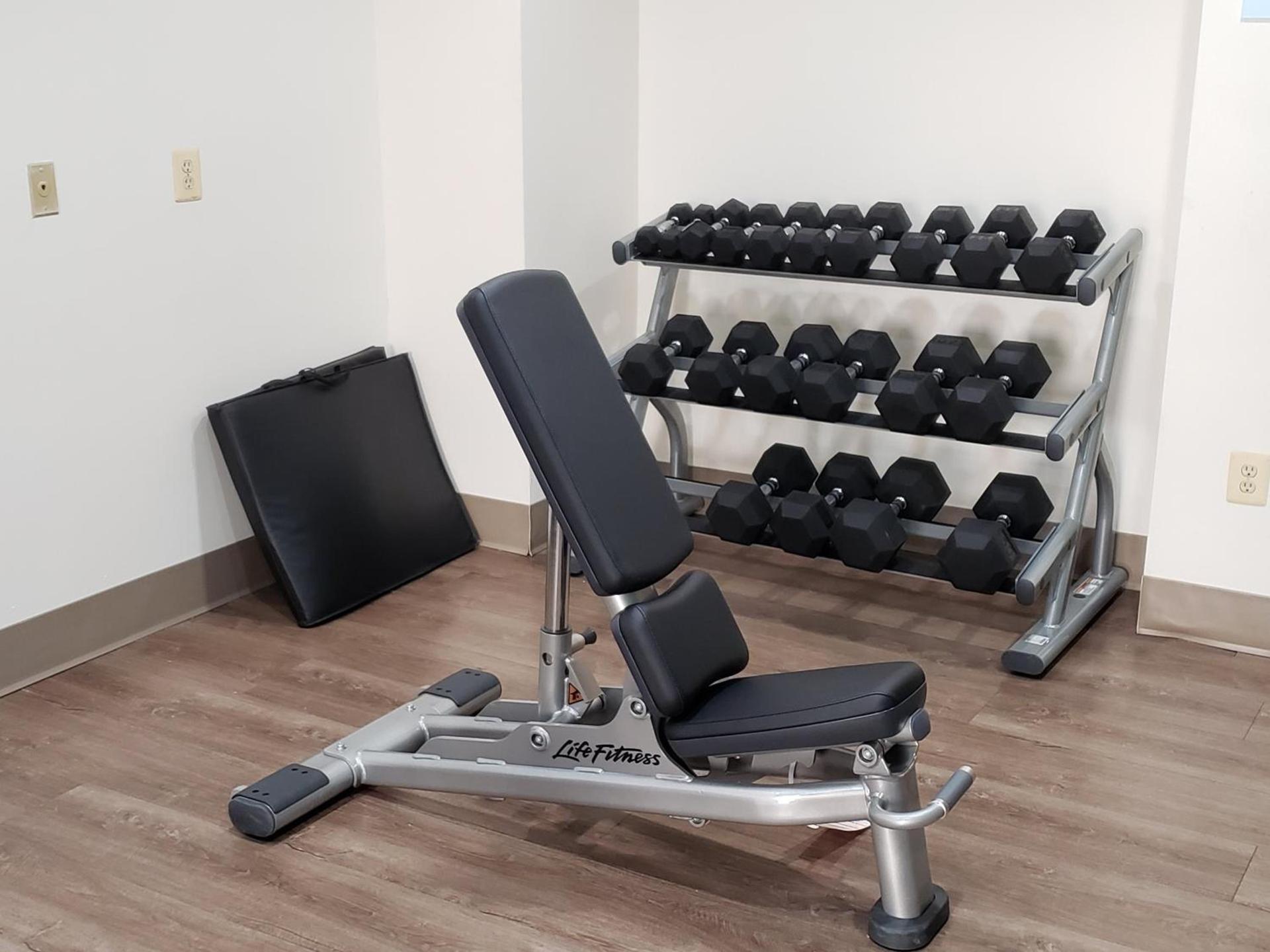 Holiday Inn Express Edgewood-Aberdeen-Bel Air photo 9