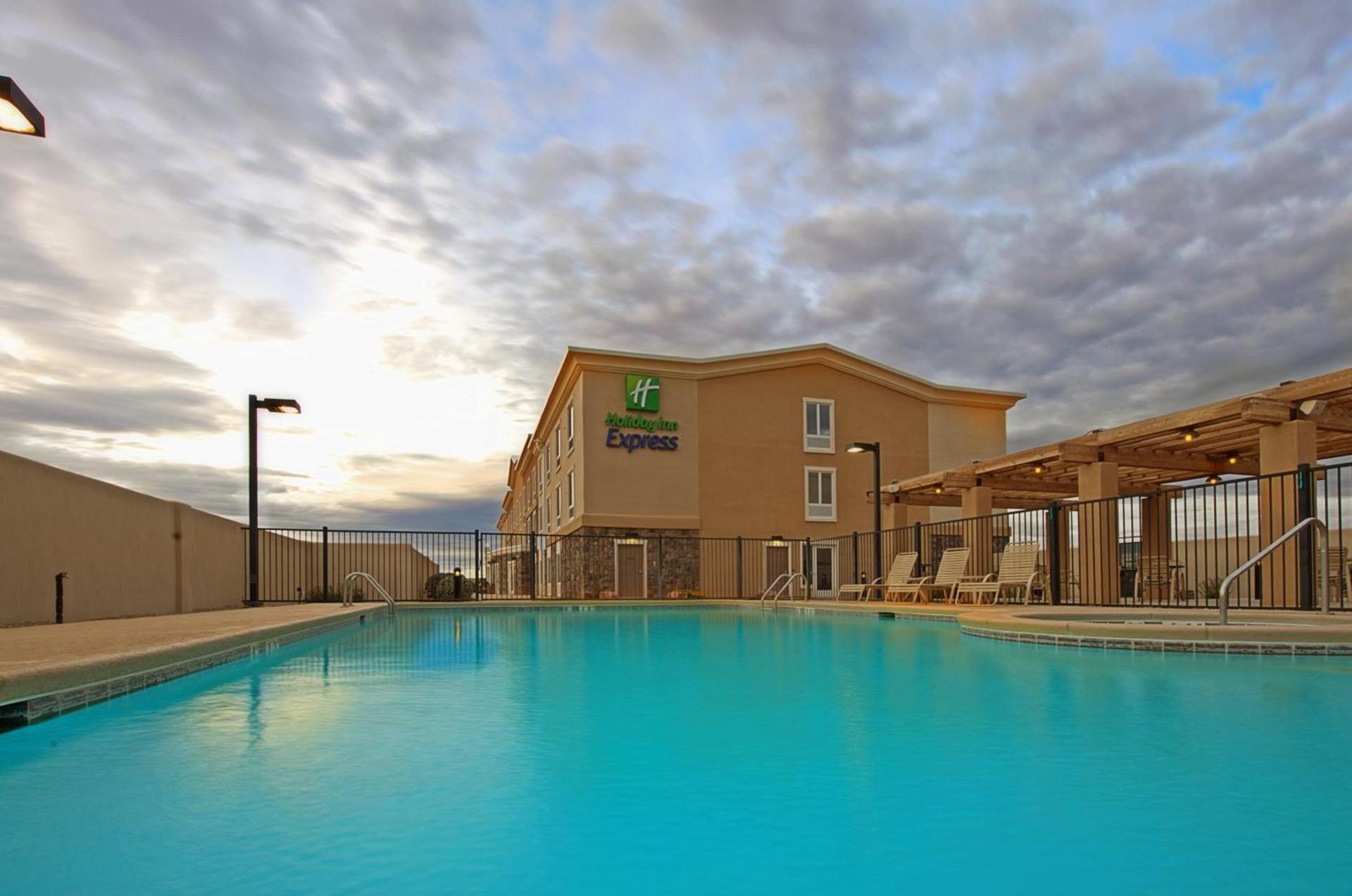 Holiday Inn Express Sierra Vista by IHG photo 5