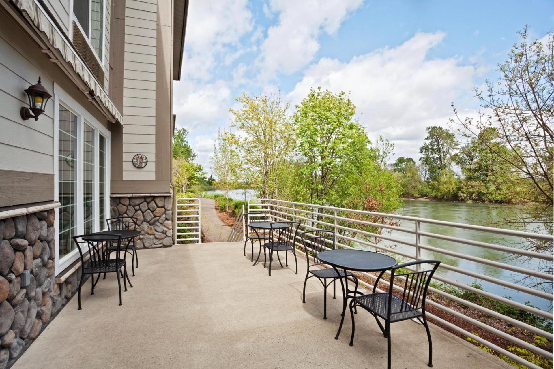 Holiday Inn Express Corvallis-On the River by IHG photo 14