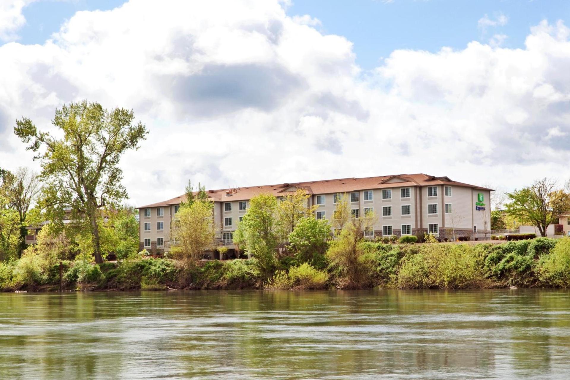 Holiday Inn Express Corvallis-On the River by IHG photo 20