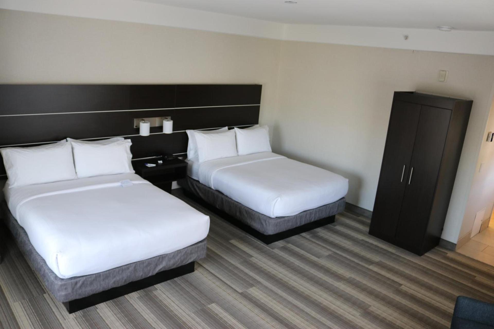 Holiday Inn Express Hotel & Suites El Dorado Hills by IHG photo 56