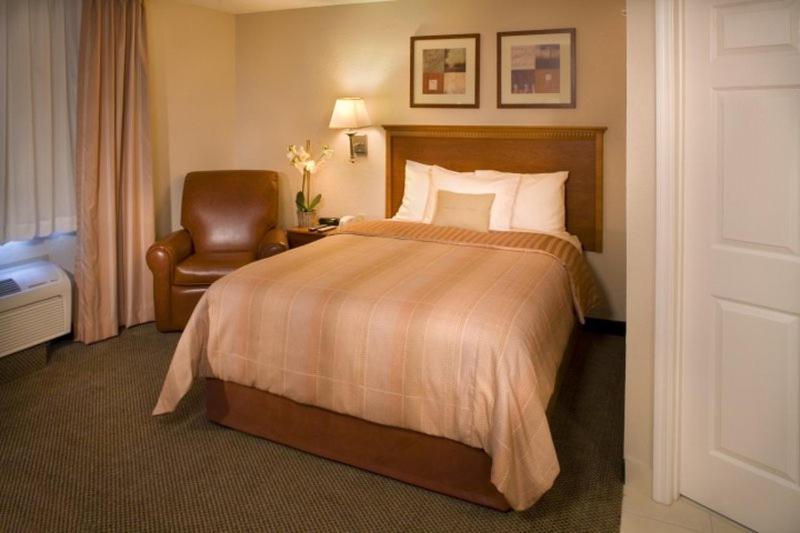 Candlewood Suites Fredericksburg by IHG photo 8