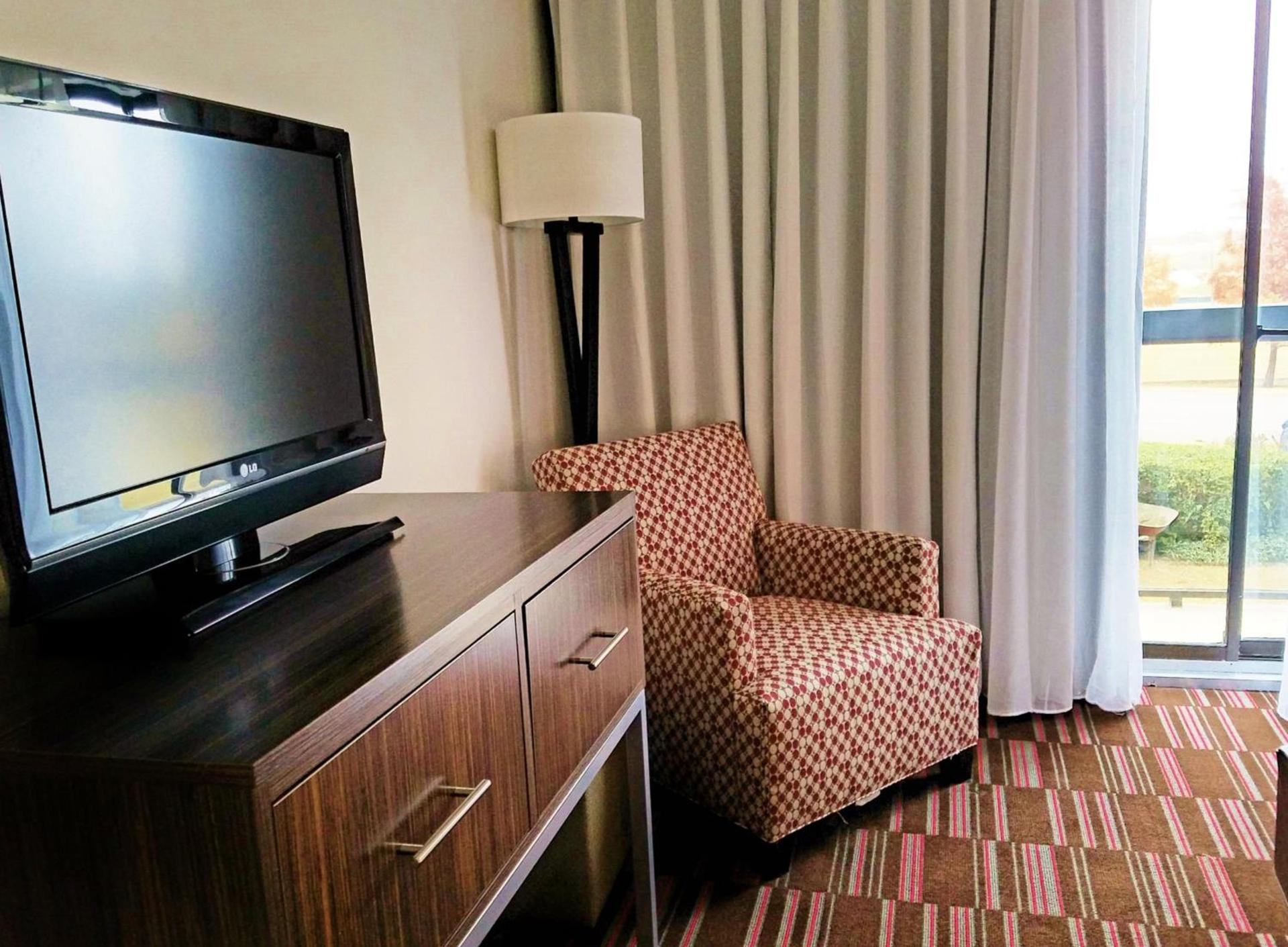 Holiday Inn Irving Las Colinas by IHG photo 25