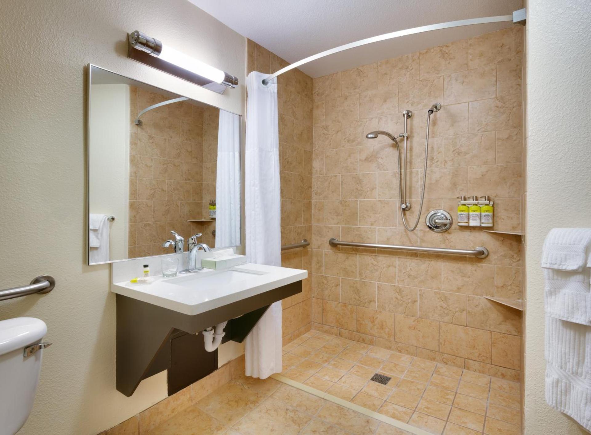 Candlewood Suites Plano East by IHG photo 15