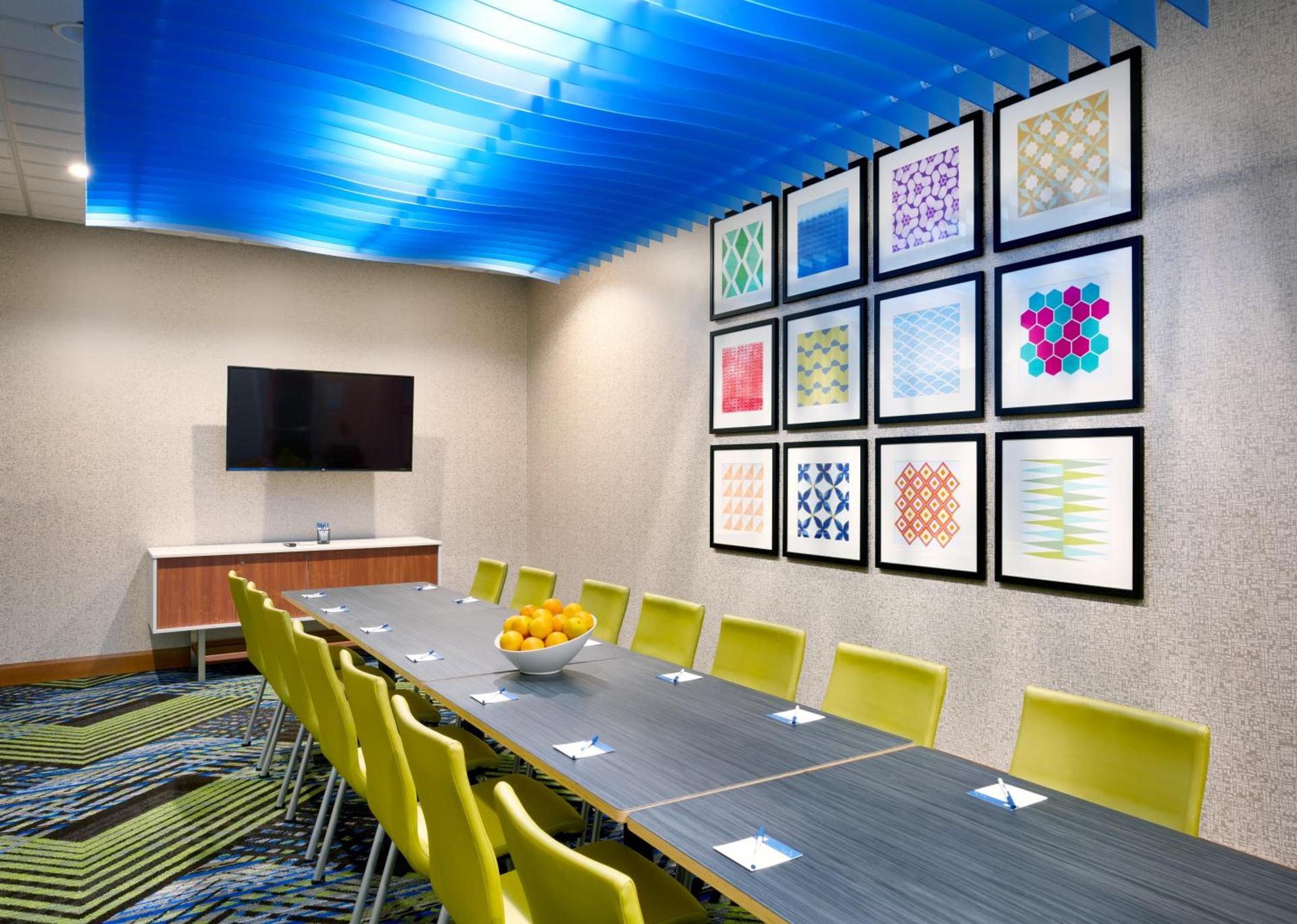 Holiday Inn Express & Suites - Gainesville I-75 by IHG photo 27