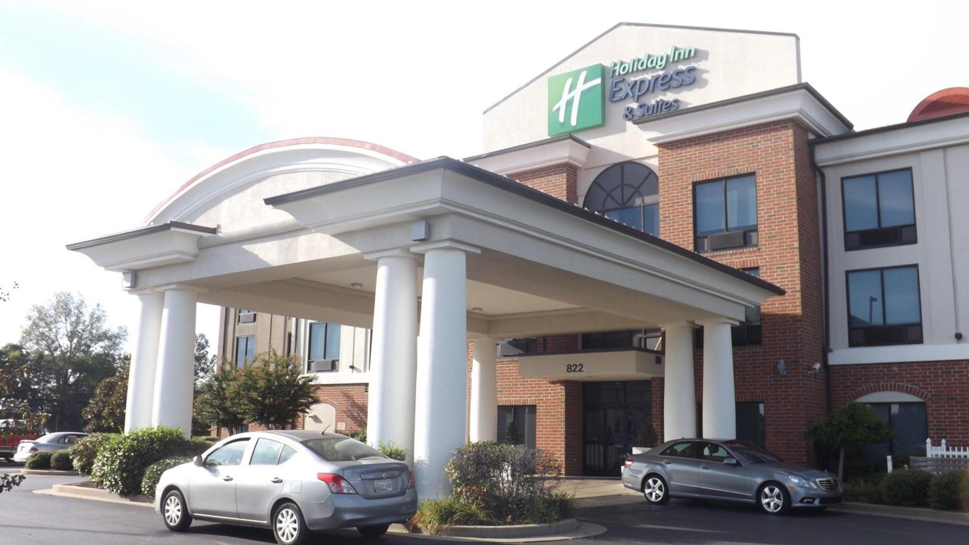 Holiday Inn Express & Suites Dyersburg by IHG — hotel in Dyersburg