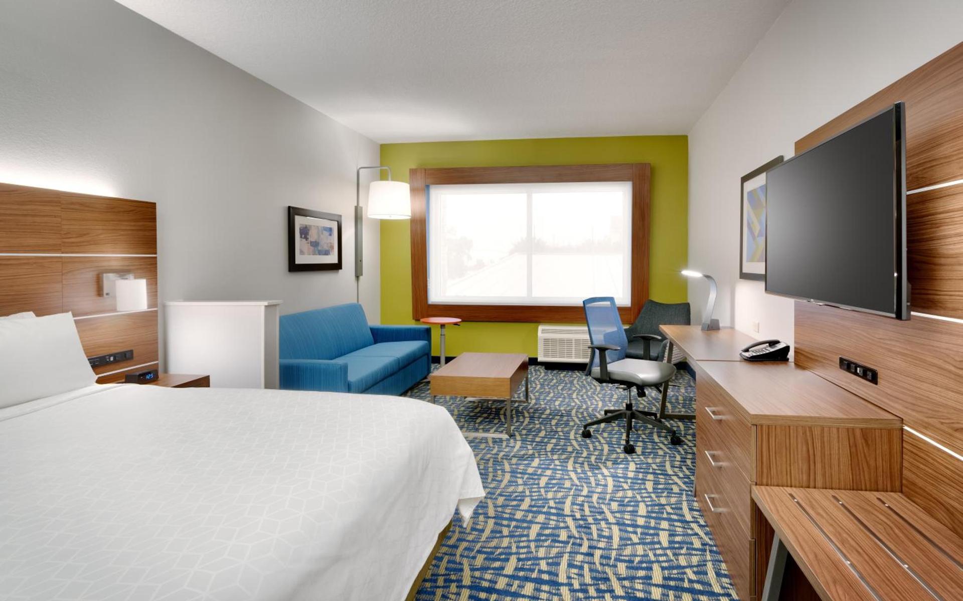 Holiday Inn Express & Suites - Gainesville I-75 by IHG photo 30