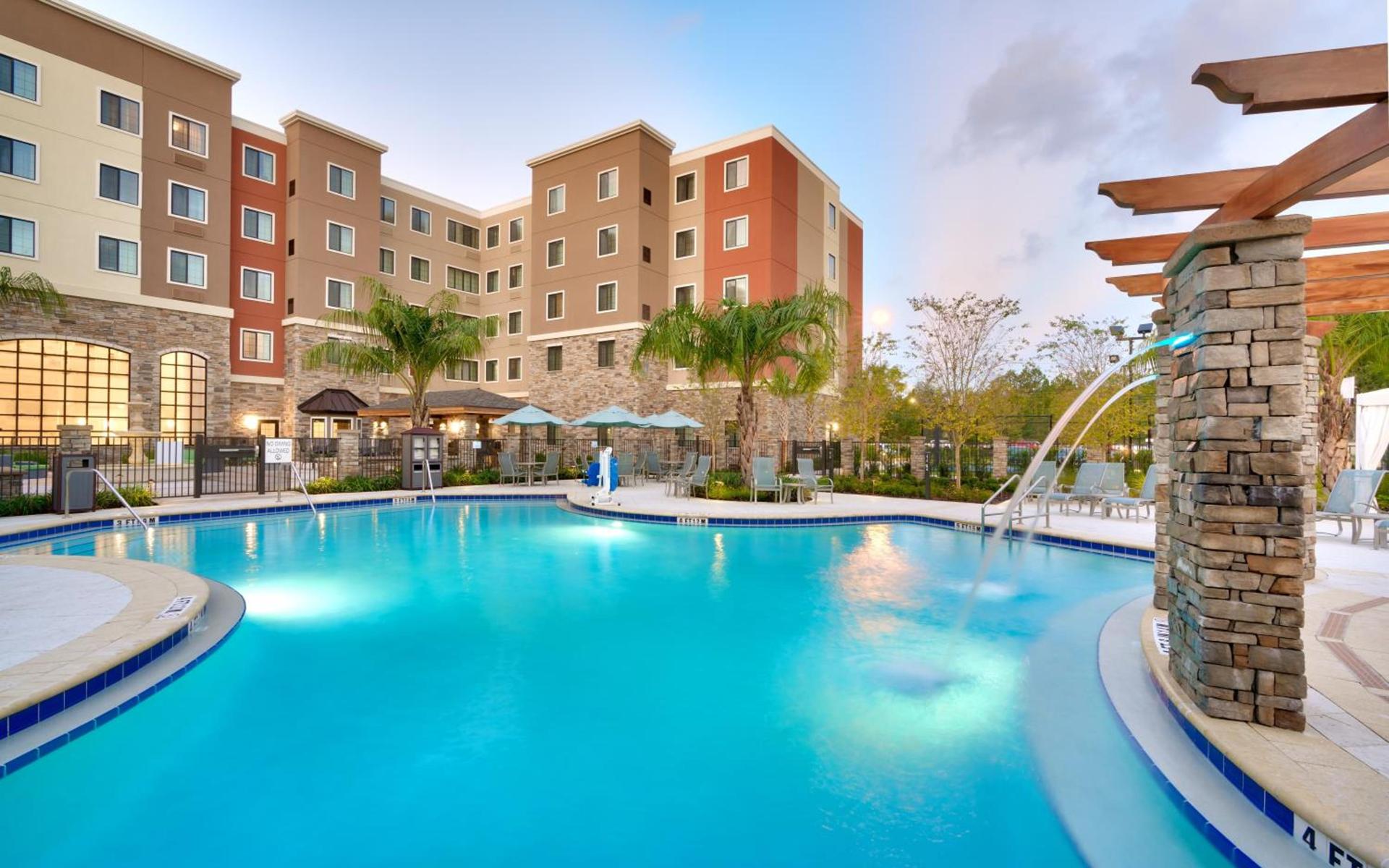 Holiday Inn Express & Suites - Gainesville I-75 by IHG photo 18
