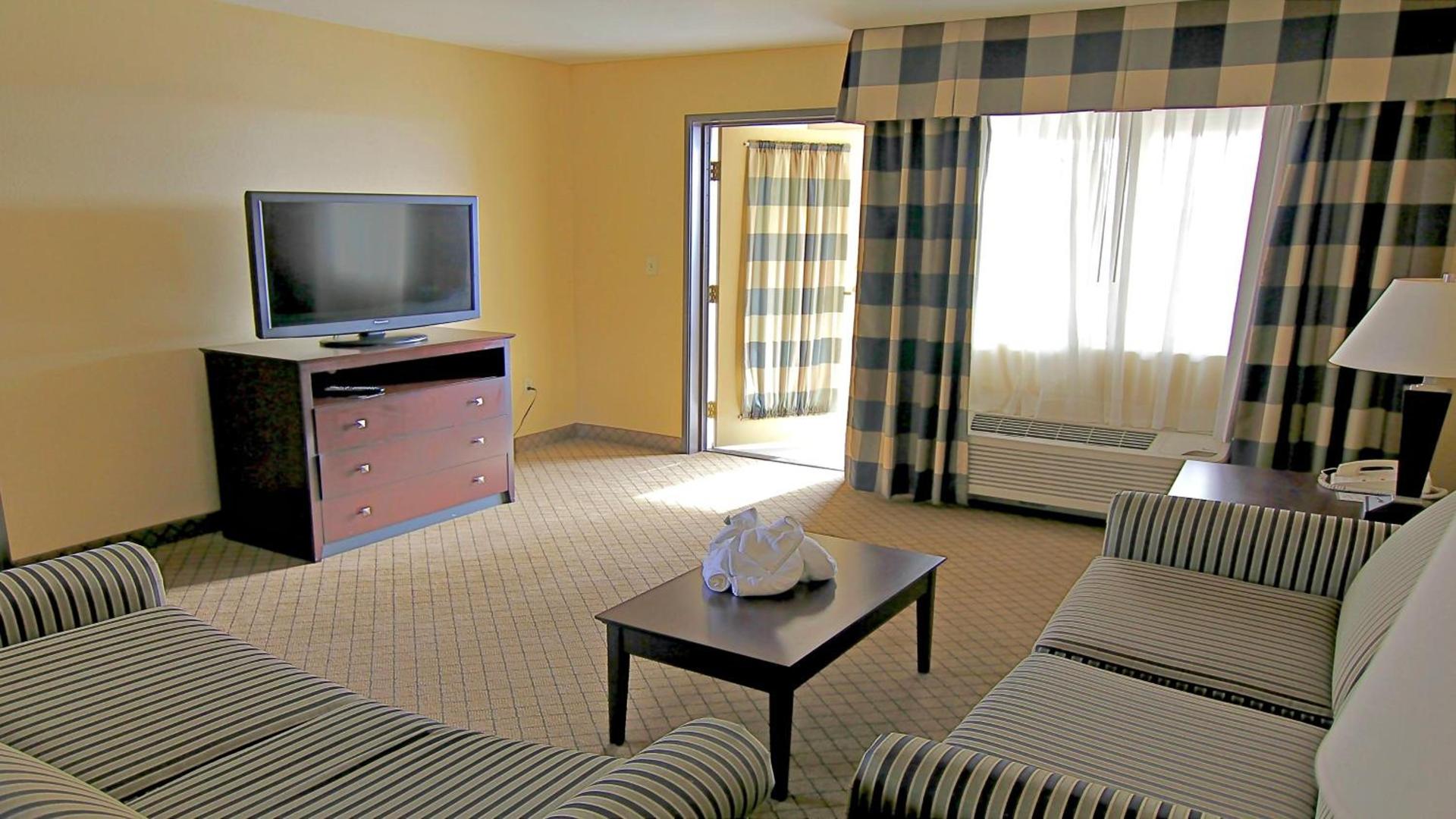Holiday Inn Express Fallon by IHG photo 25