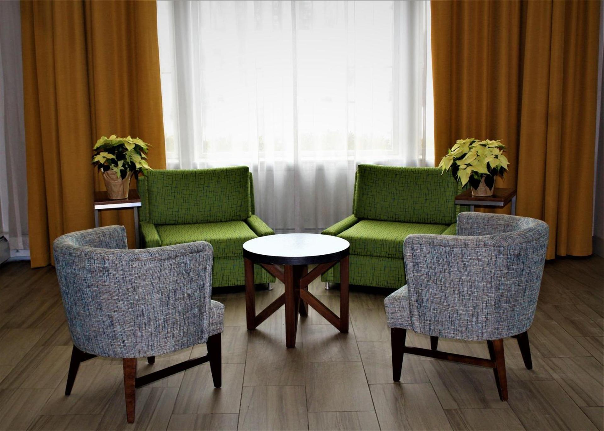 Holiday Inn Express Durham-UNH by IHG photo 8