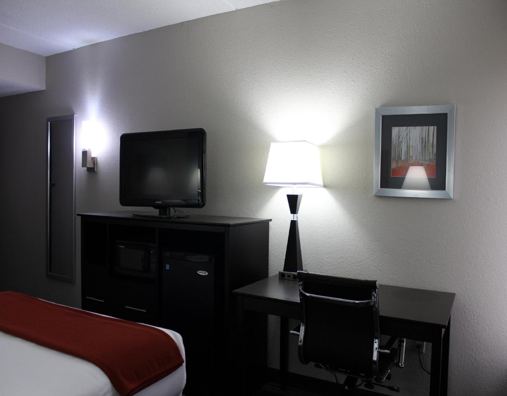 Holiday Inn Express Forsyth by IHG photo 16