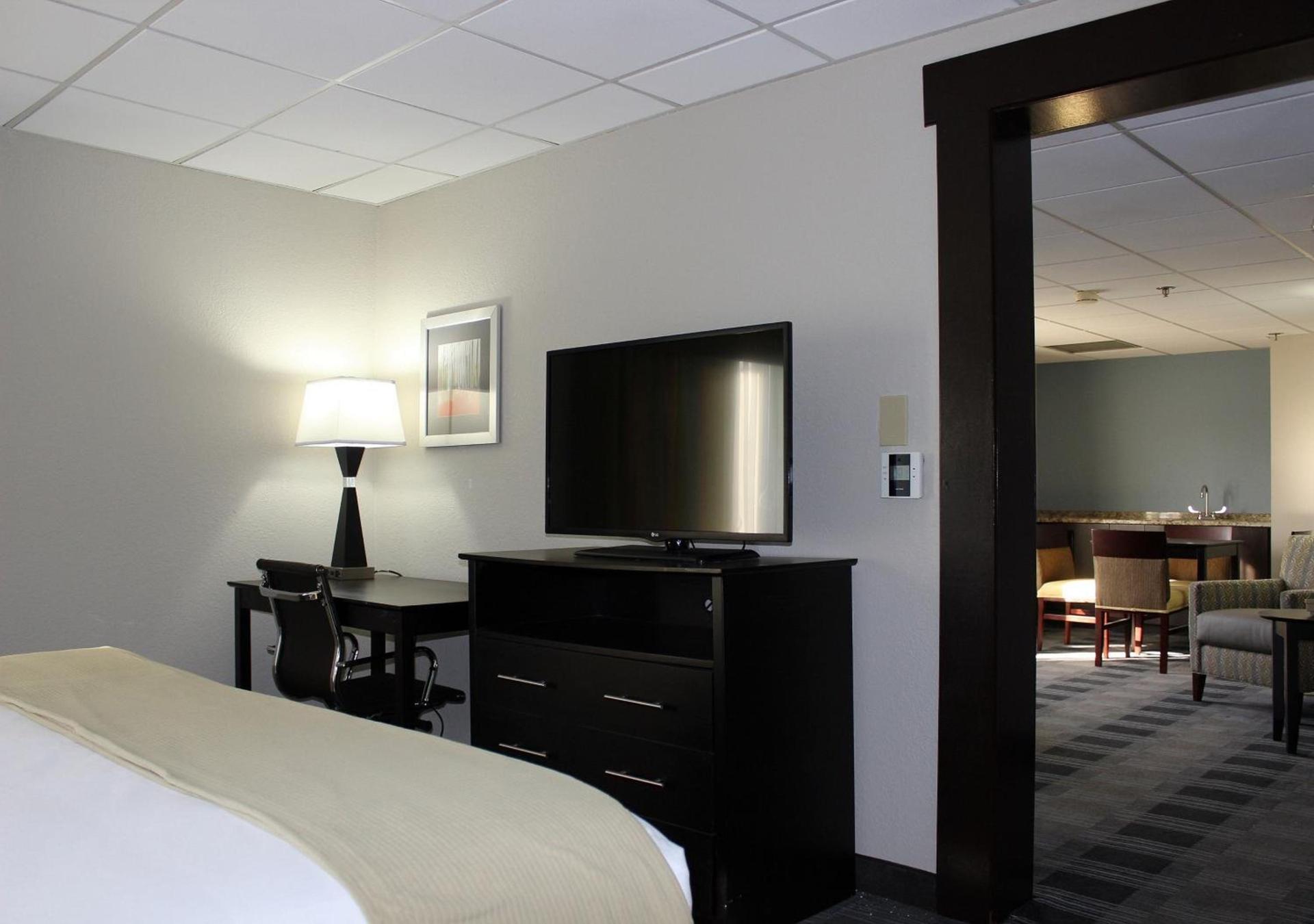Holiday Inn Express Forsyth by IHG photo 13
