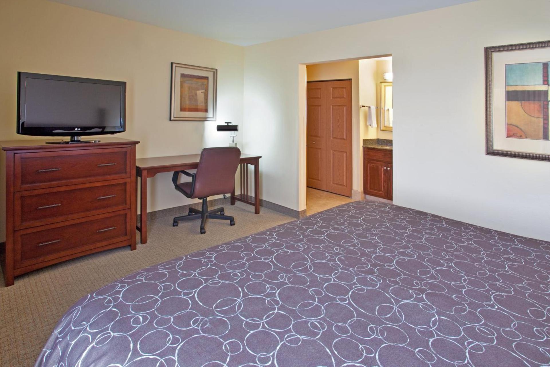 Staybridge Suites Elkhart North, an IHG Hotel photo 3