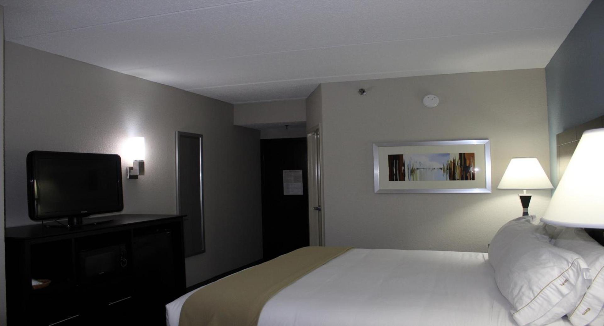 Holiday Inn Express Forsyth by IHG photo 10