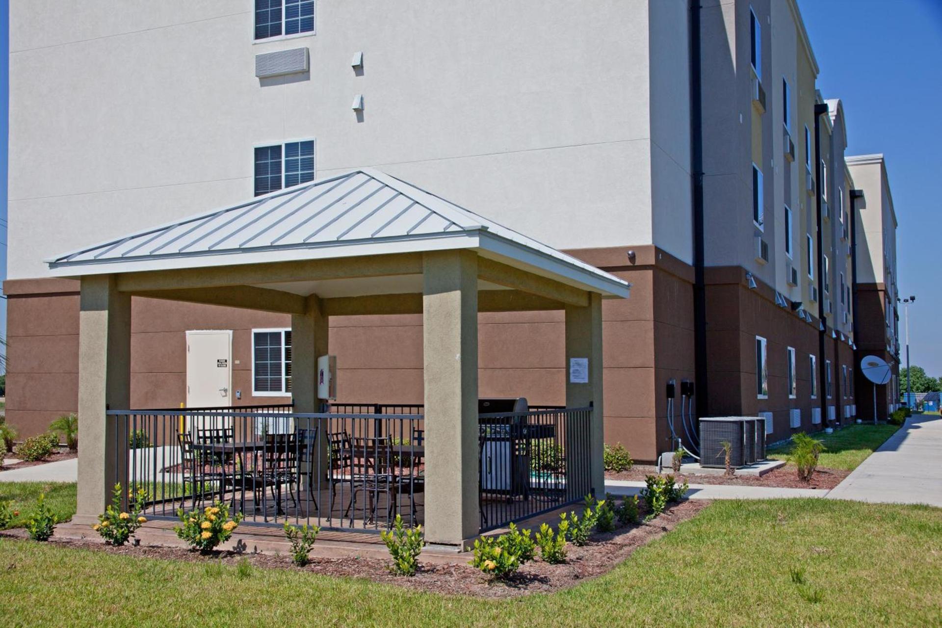 Candlewood Suites - Texas City by IHG photo 7