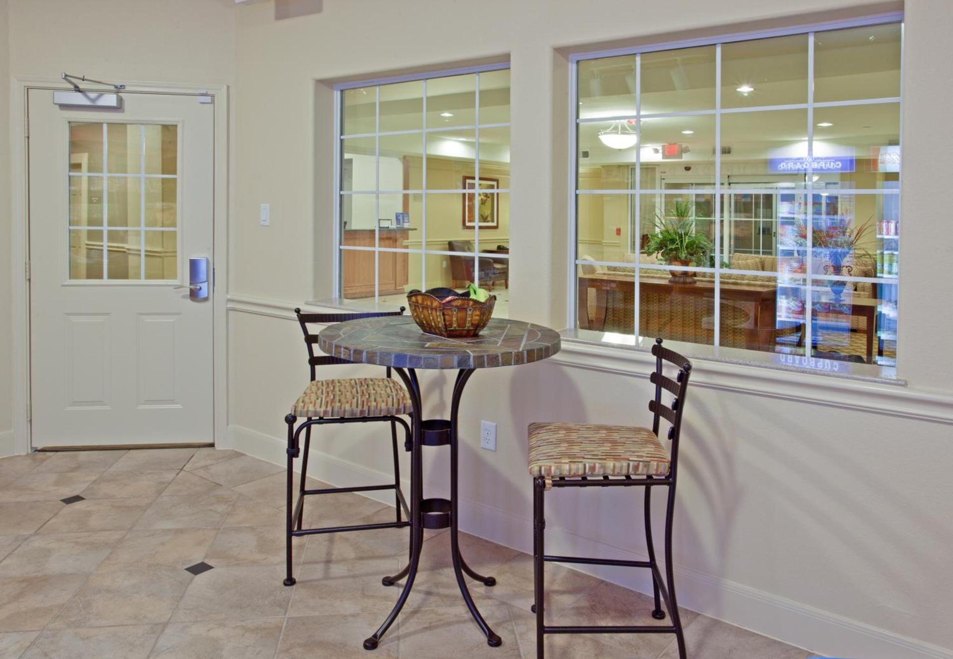 Candlewood Suites - Texas City by IHG photo 9