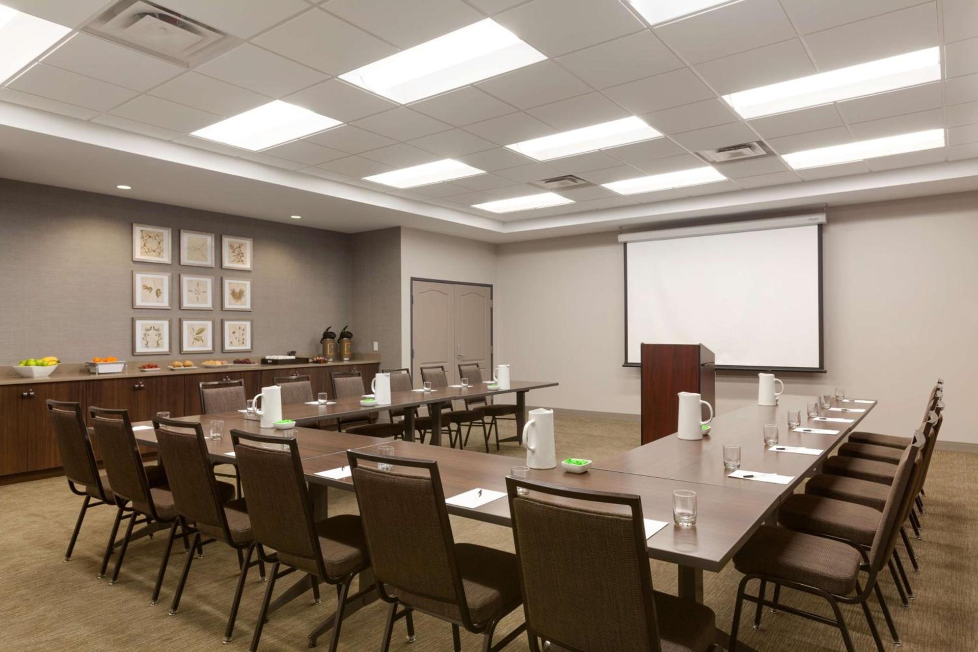 Country Inn & Suites by Radisson, Bloomington at Mall of America, MN photo 34