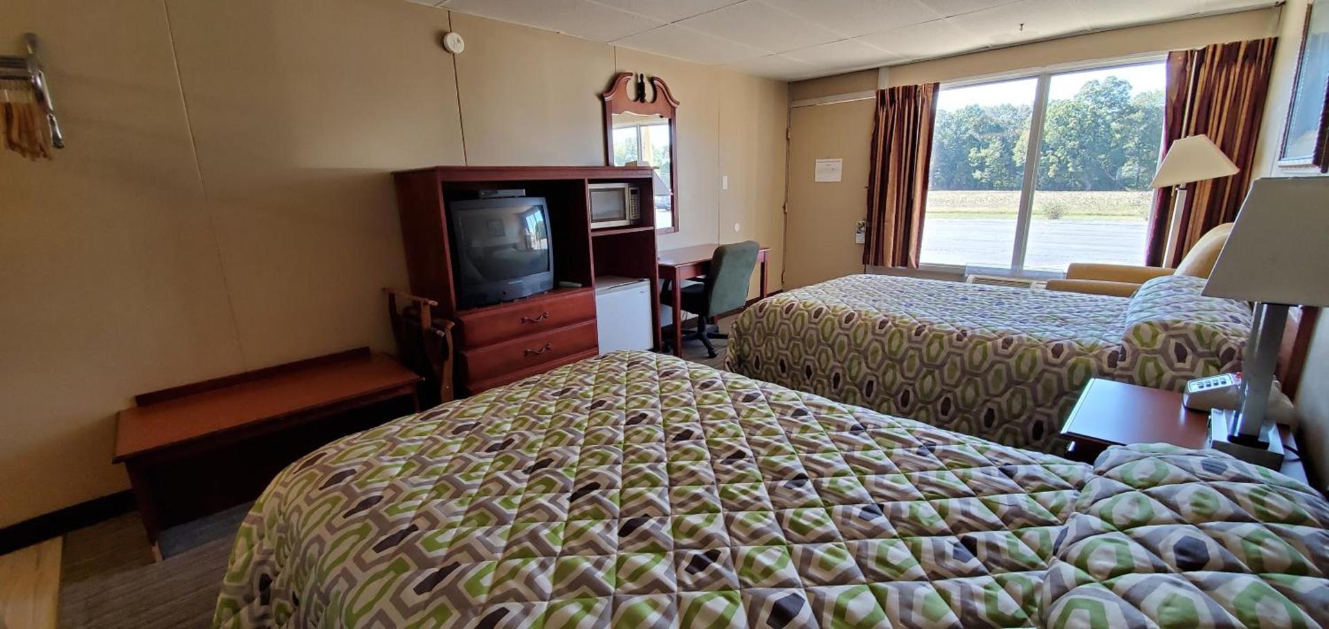 Economy Inn photo 6