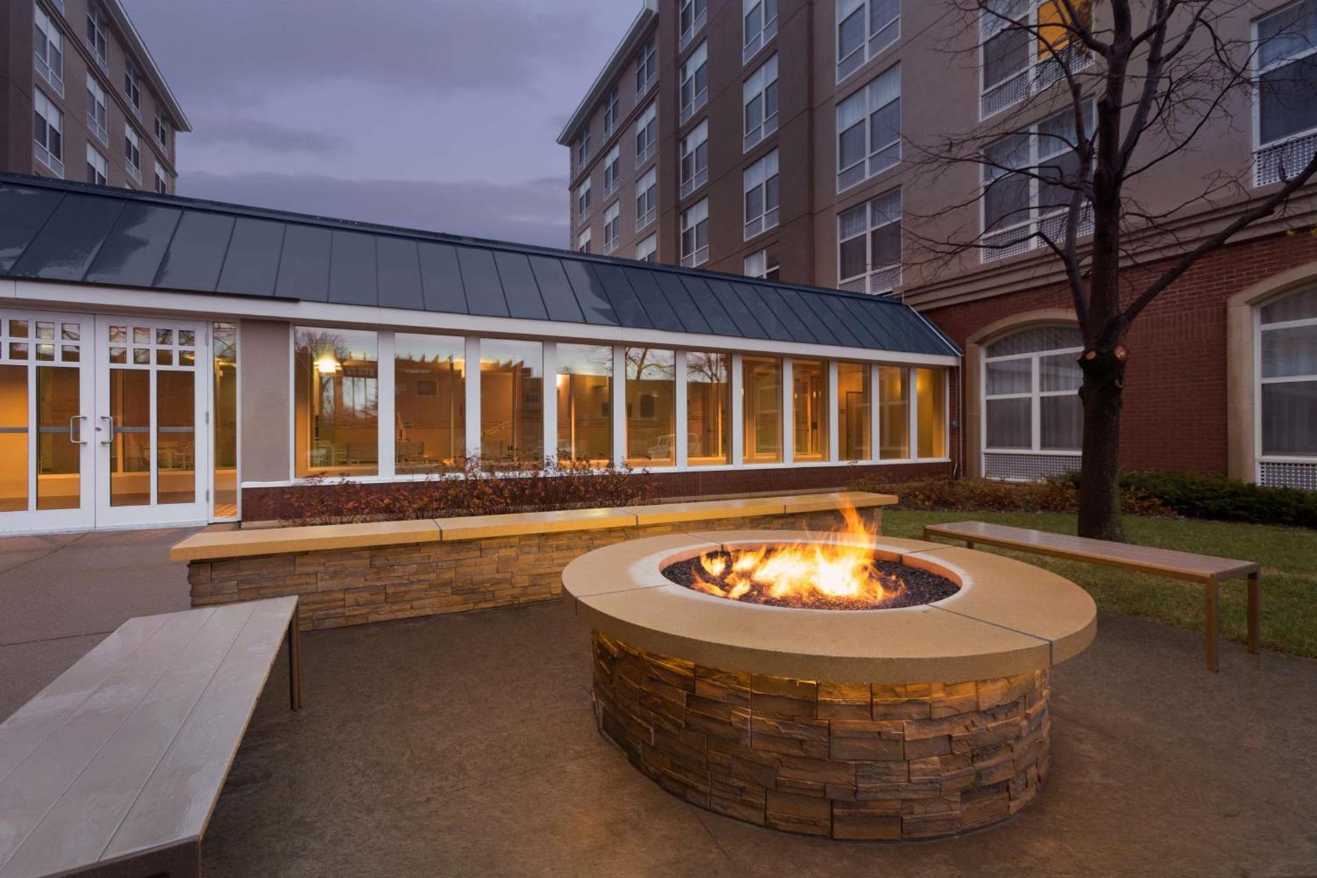 Country Inn & Suites by Radisson, Bloomington at Mall of America, MN photo 23