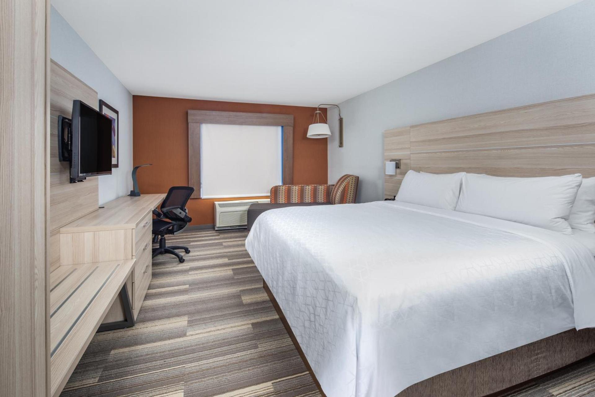 Holiday Inn Express Ontario by IHG photo 5