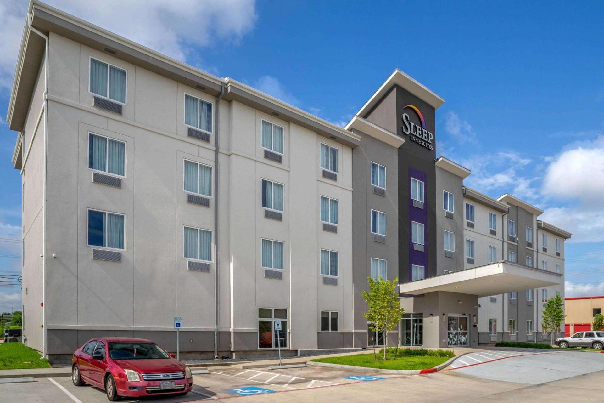 Sleep Inn & Suites near Westchase photo 27