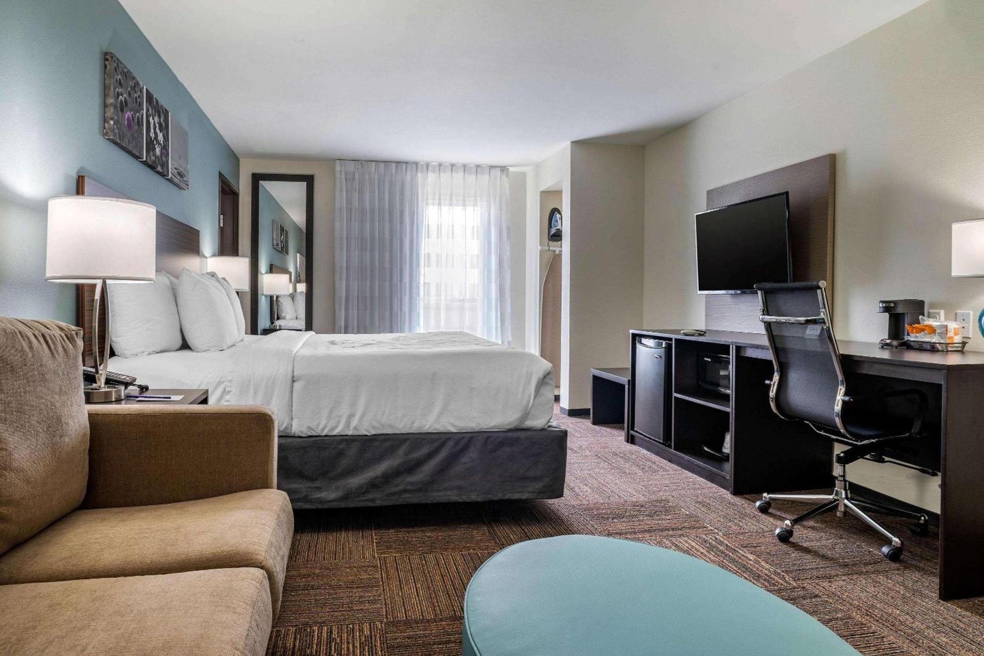 Sleep Inn & Suites near Westchase photo 13