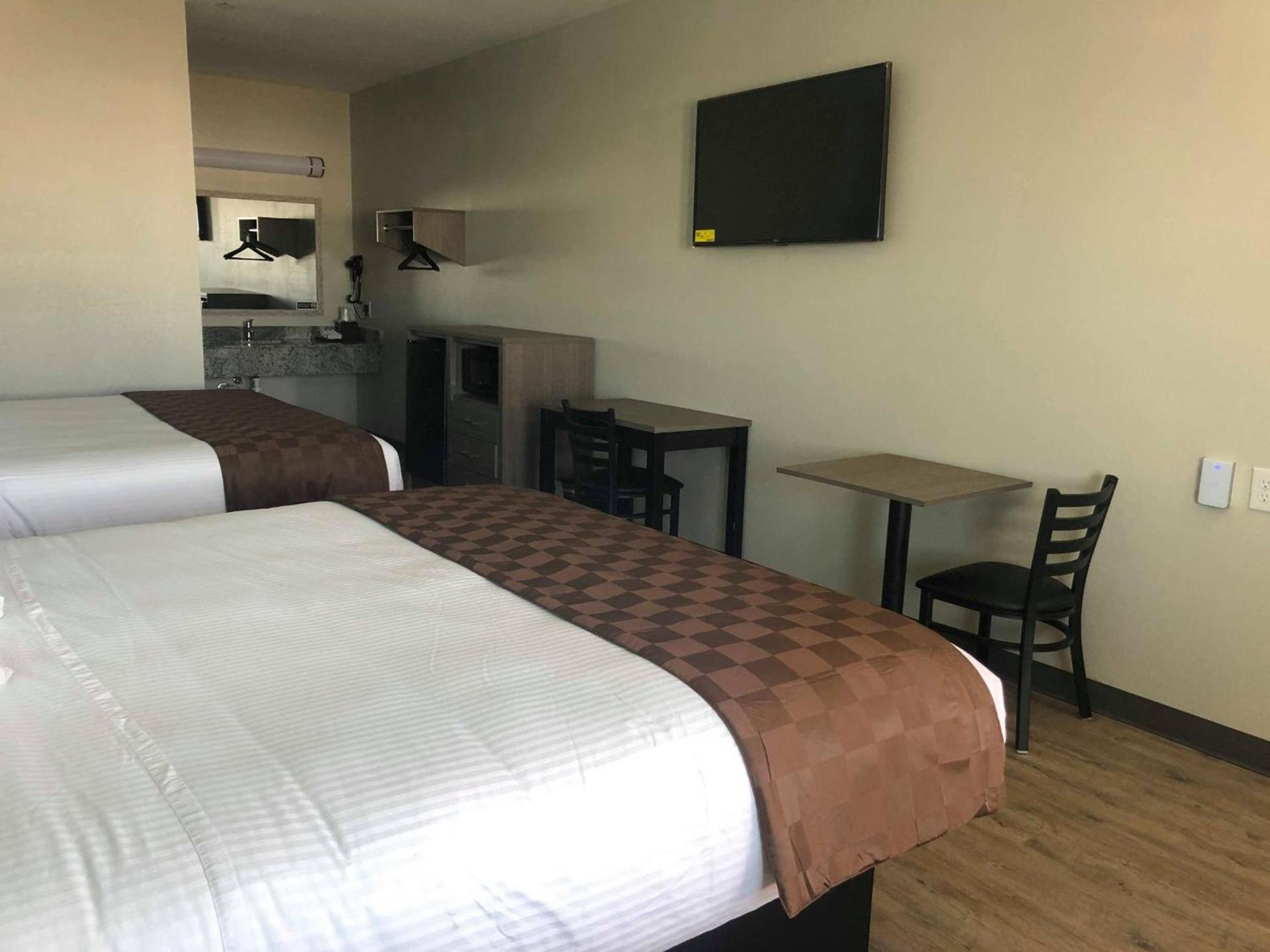 Mariner Inn photo 13