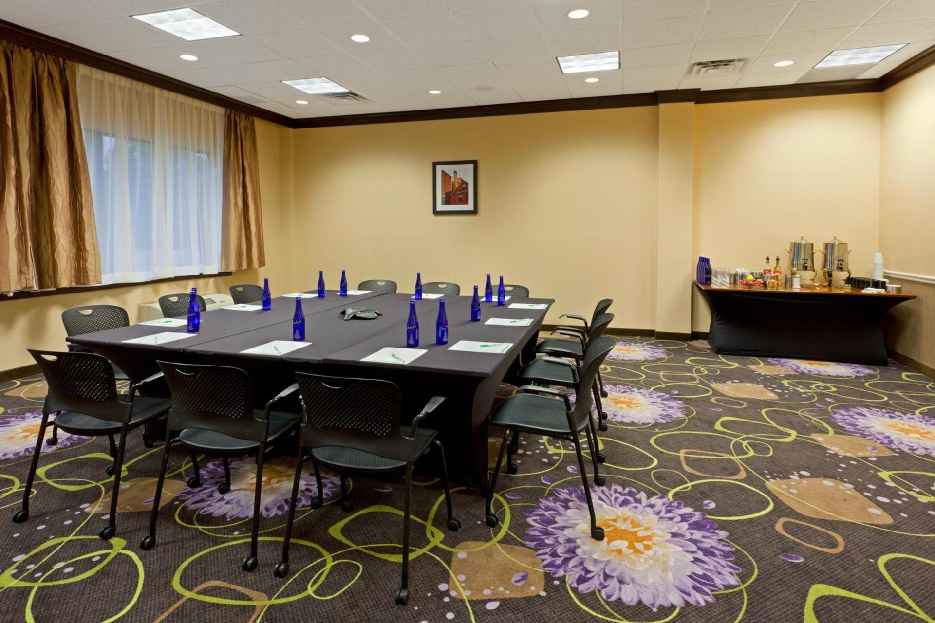 Holiday Inn Clark - Newark by IHG photo 11