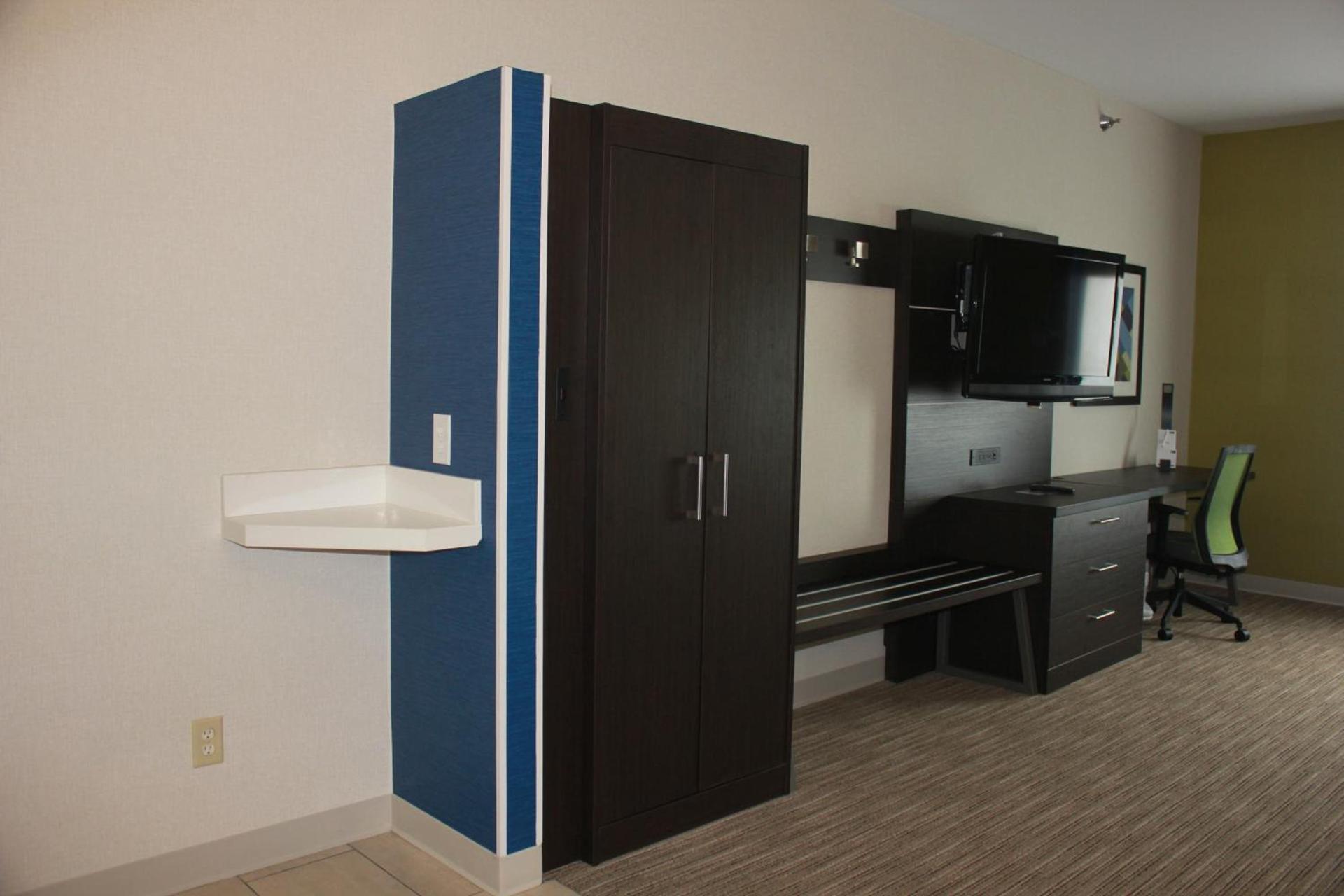 Holiday Inn Express Corydon by IHG photo 34