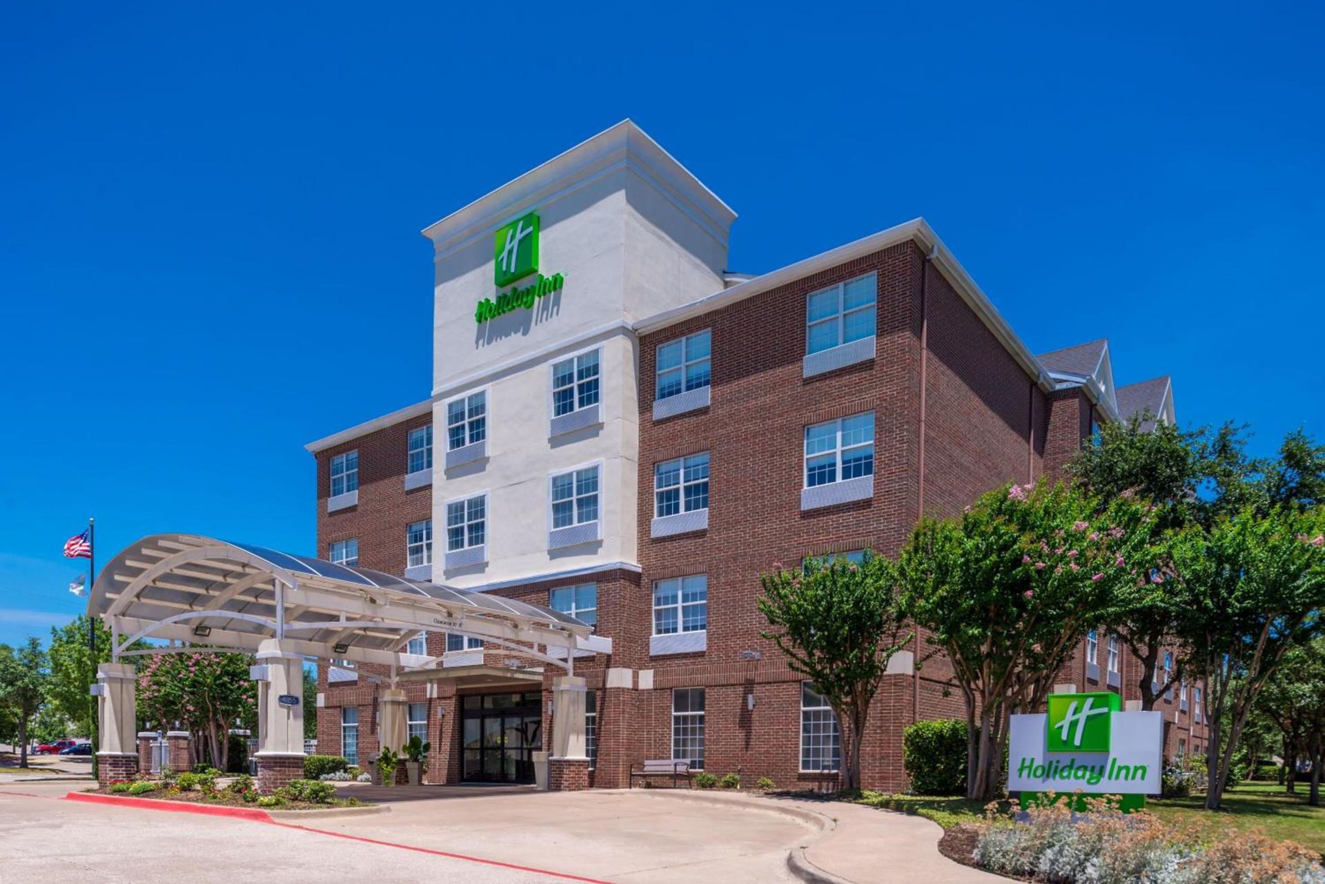 Holiday Inn and Suites Addison by IHG photo 21