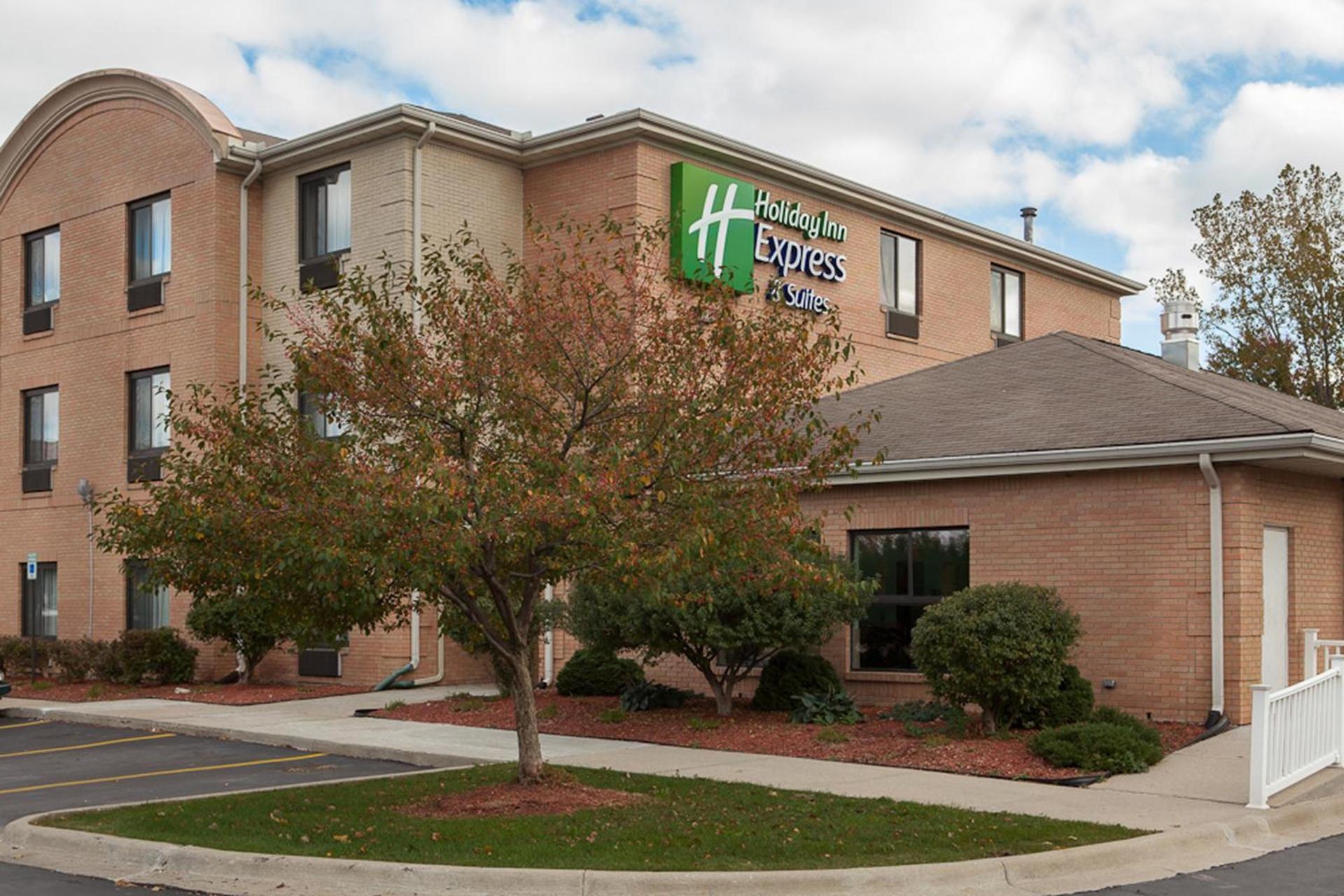 Holiday Inn Express Hotel & Suites Canton by IHG photo 13