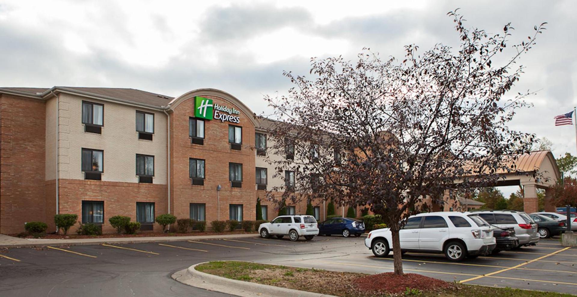 Holiday Inn Express Hotel & Suites Canton by IHG photo 12
