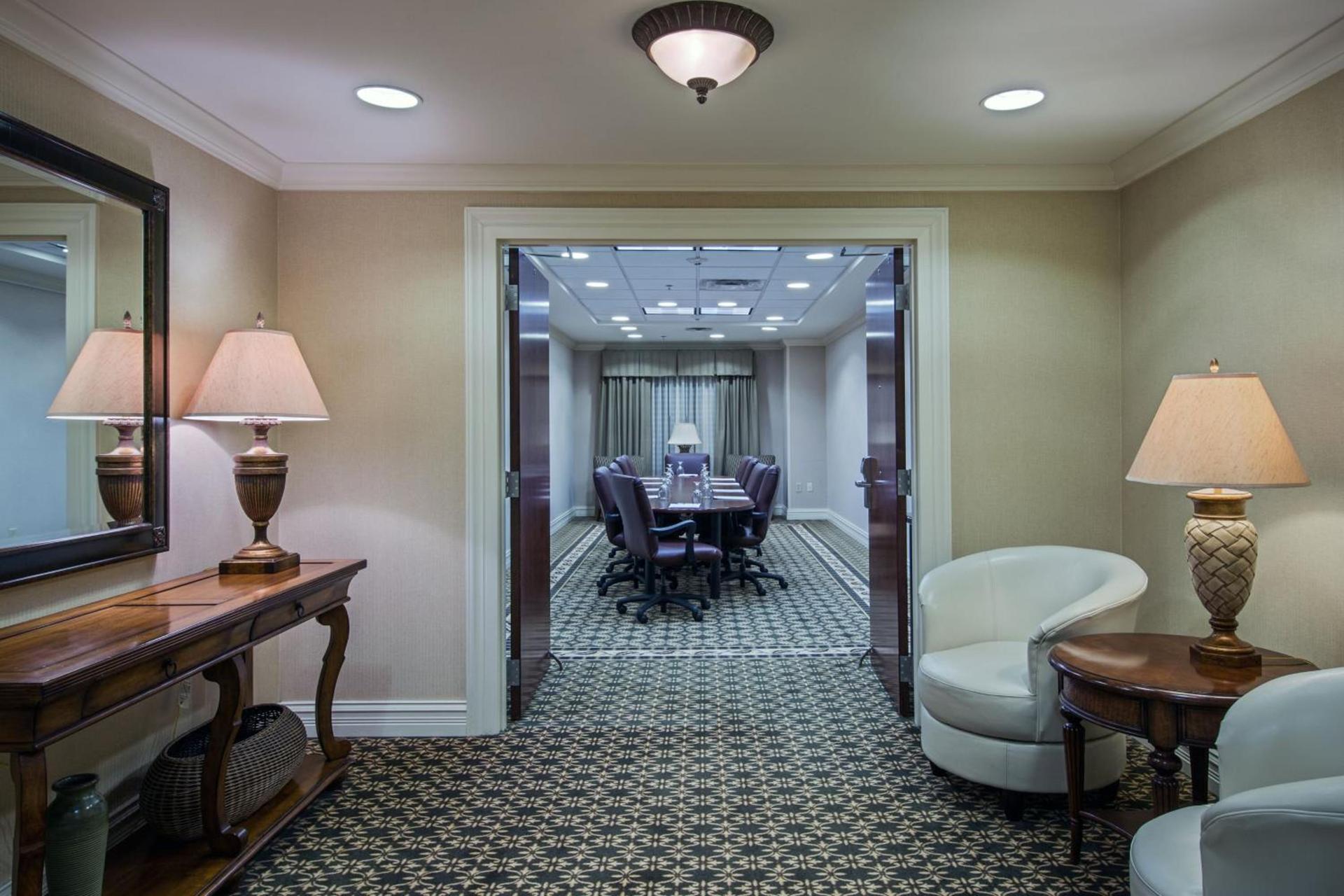 Holiday Inn Express Hotel & Suites Jackson - Flowood by IHG photo 25