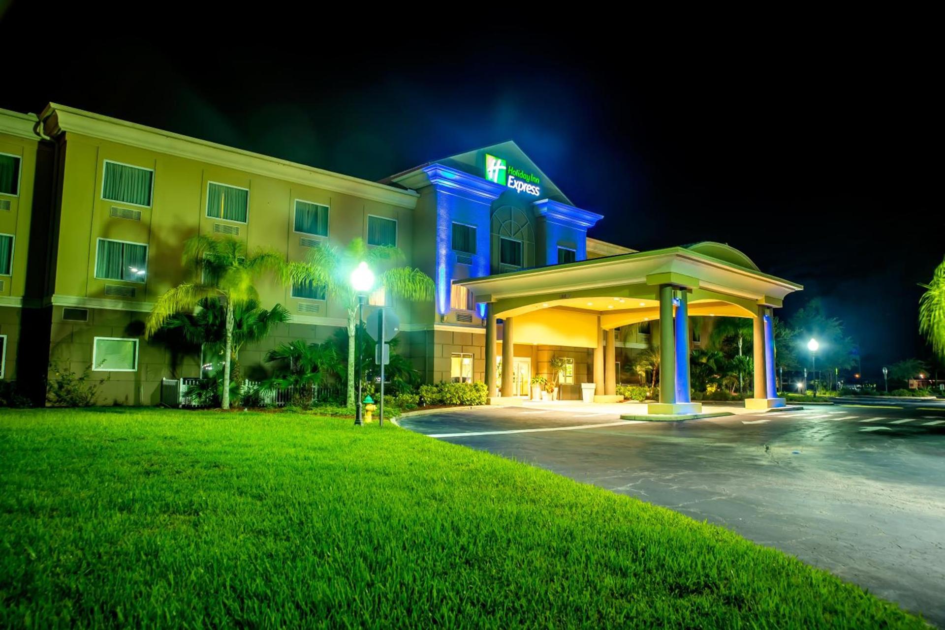 Holiday Inn Express & Suites Cocoa by IHG photo 21