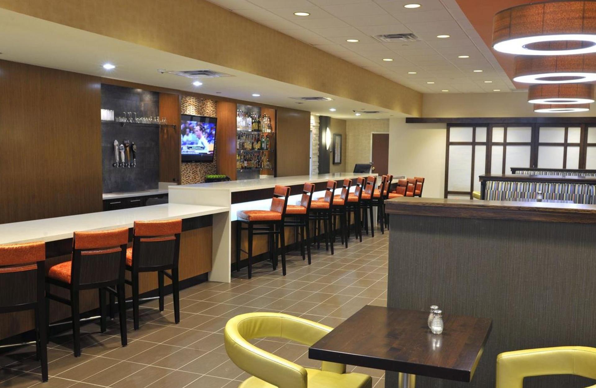Holiday Inn and Suites Charleston West by IHG photo 47